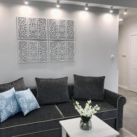 Apartamenty Porto Eli Рови Екстер'єр фото