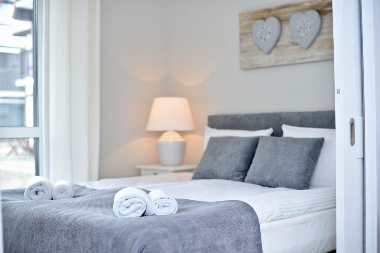 Apartamenty Porto Eli Рови Екстер'єр фото